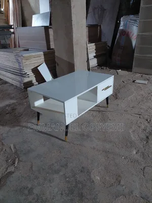 Modern New 800mm High Gloss Center Table
