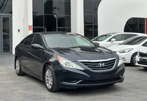Hyundai Sonata Limited Sedan FWD (2.4L 4cyl 6A) 2011 Gray