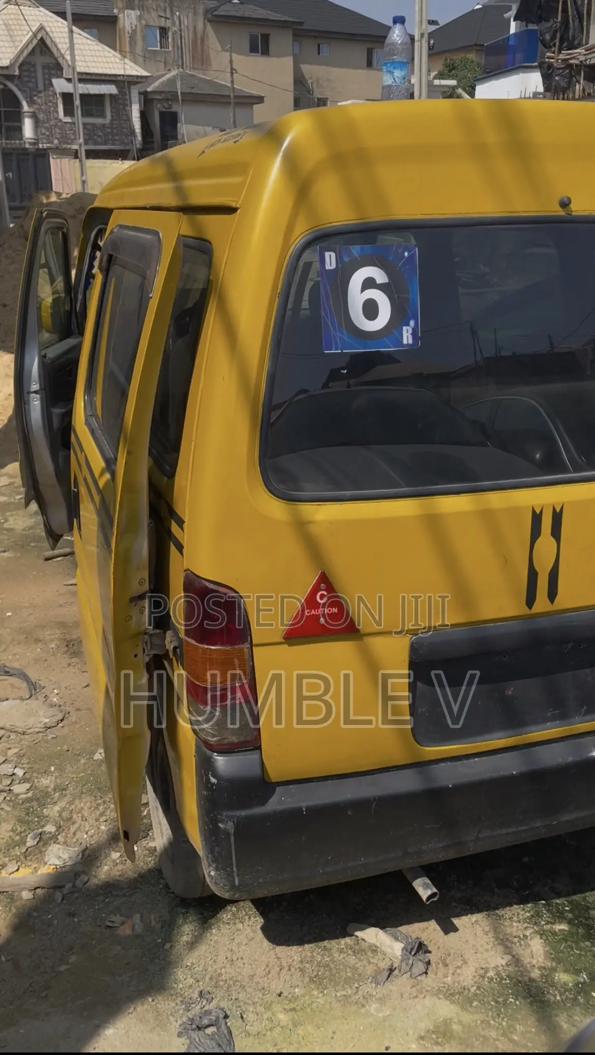 Suzuki APV Minibus 2025 Yellow