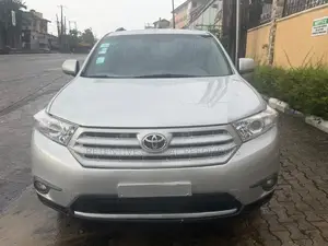 Toyota Highlander Limited 2012 Silver