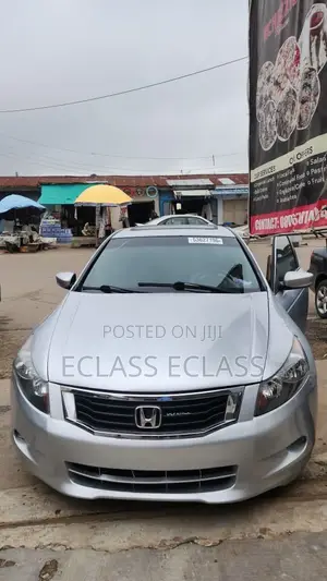 Honda Accord 2011 Silver