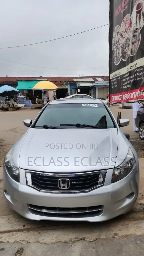 Honda Accord 2011 Silver