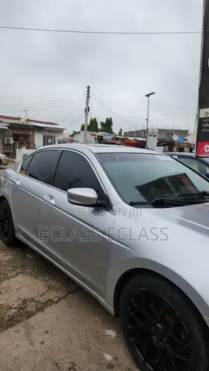 Honda Accord 2011 Silver