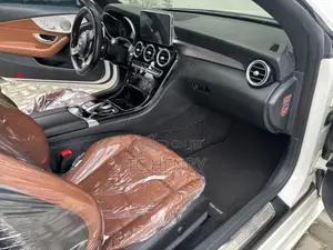 Mercedes-Benz C200 2017 White