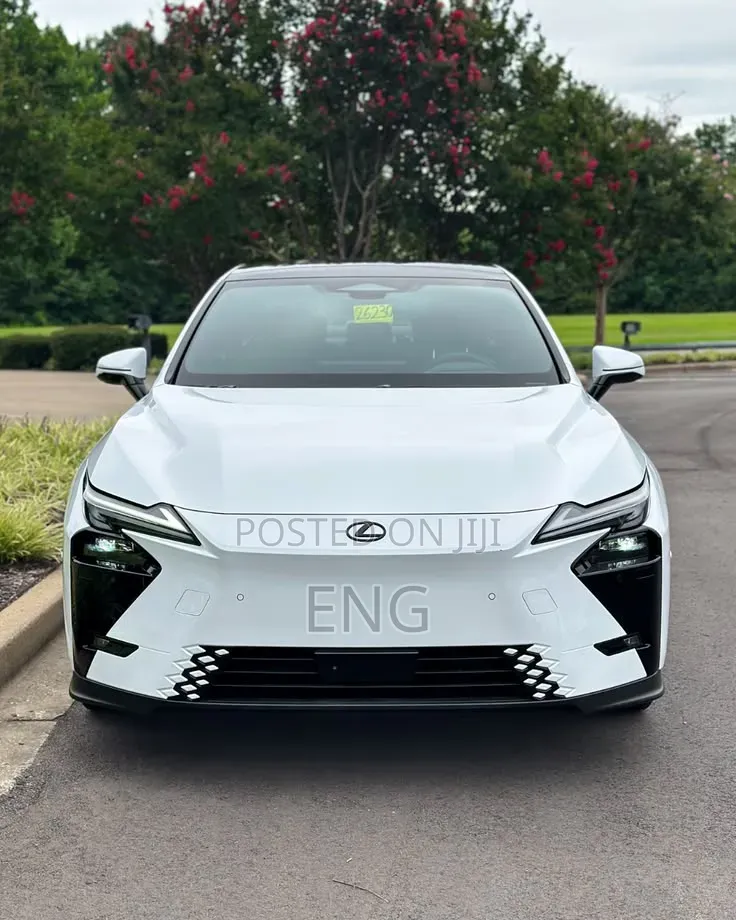 Lexus ES 350 2025 White
