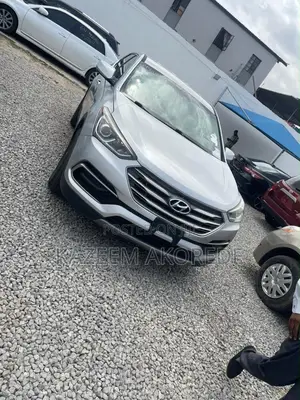 Hyundai Santa Fe SE AWD 2017 Silver