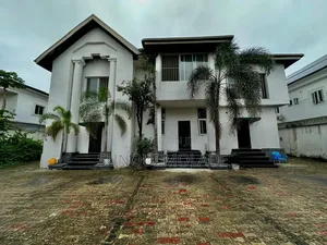 20bdrm Duplex in Lekki Phase 1 for rent