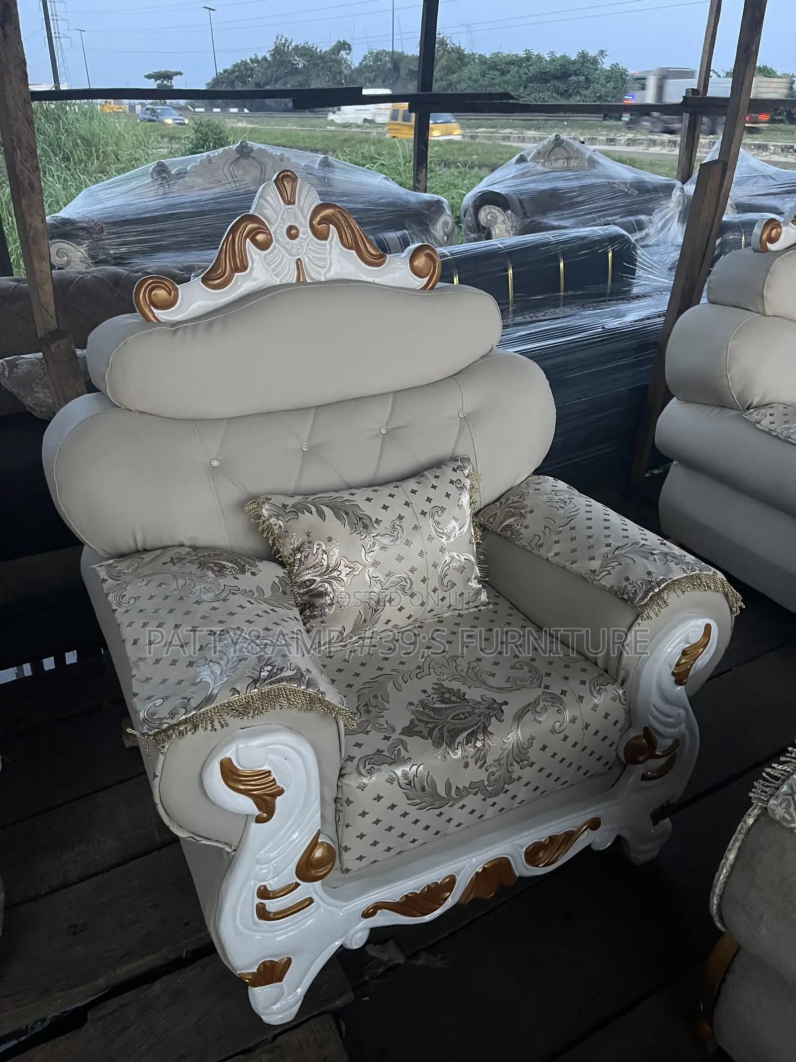 Royal Seat