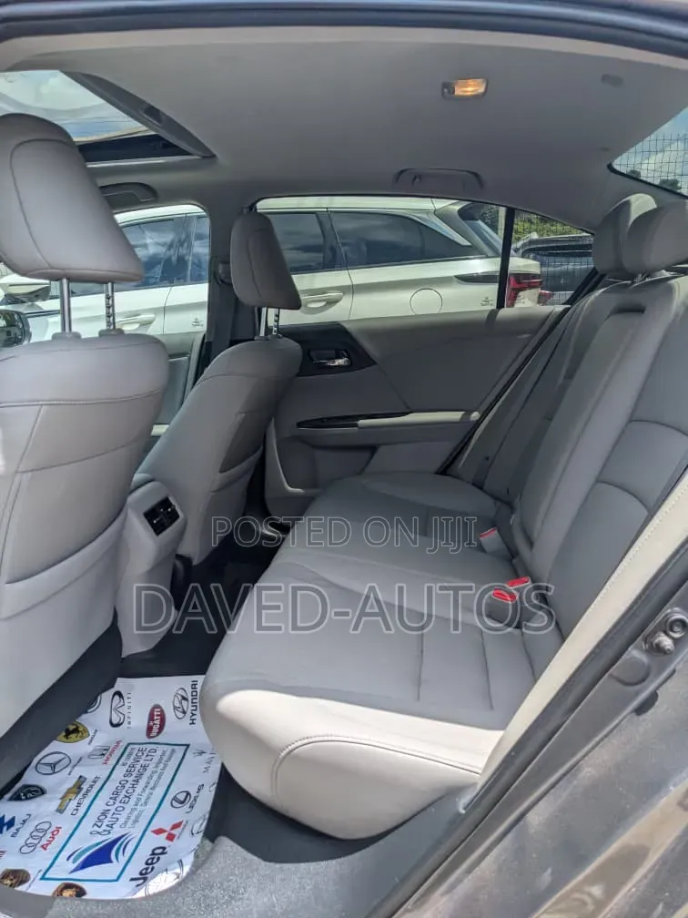 Honda Accord 2018 Silver