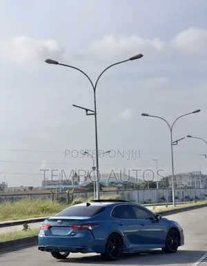Toyota Camry XSE 2023 Blue
