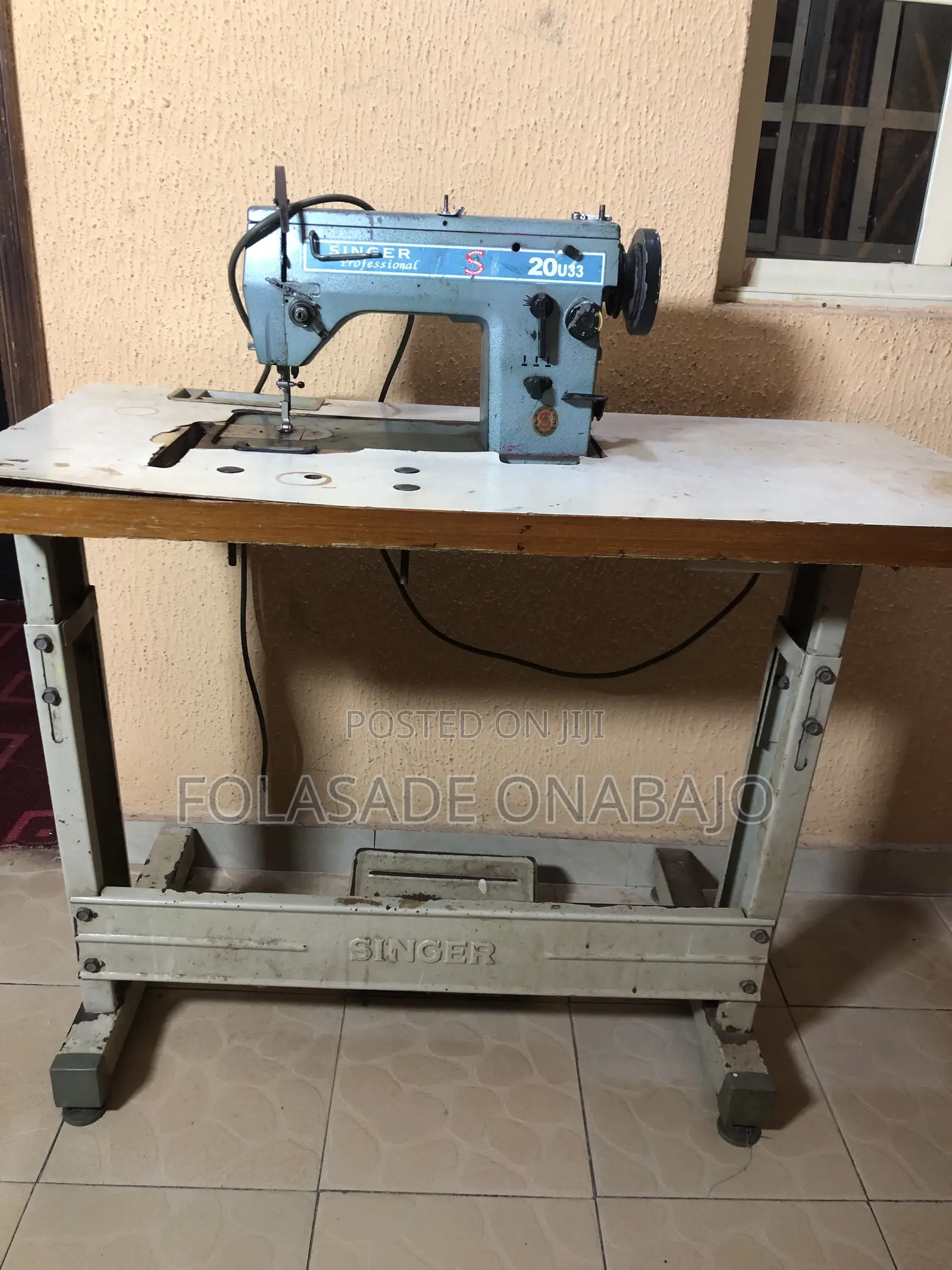 Industrial Sewing Machine