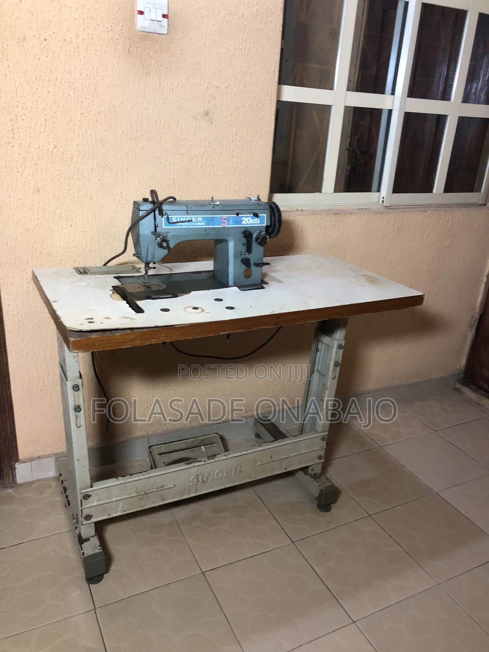 Industrial Sewing Machine