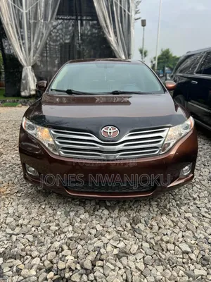 Toyota Venza V6 AWD 2010 Gray