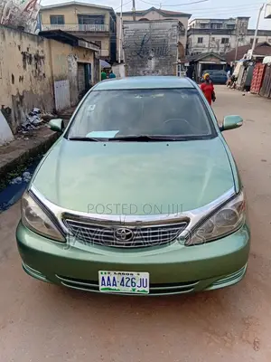 Toyota Camry 2004 Green