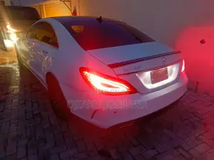 Mercedes-Benz CLS 2015 Black