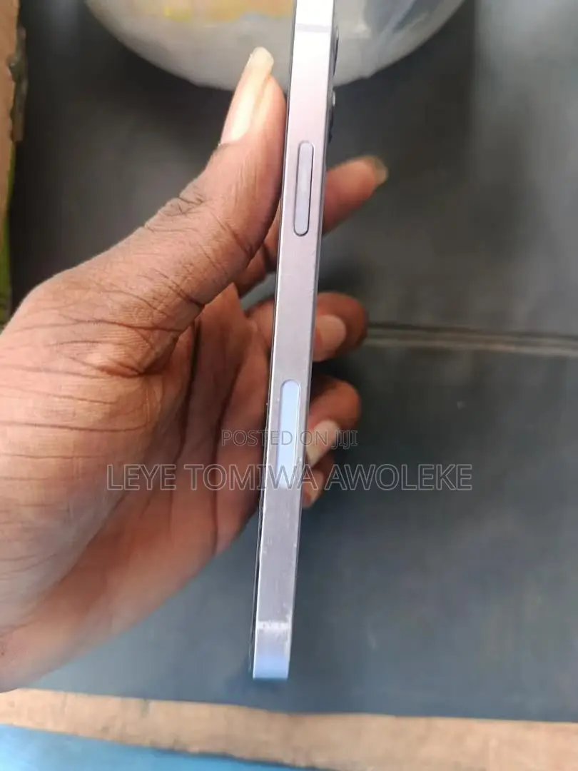Apple iPhone 12 64 GB Purple