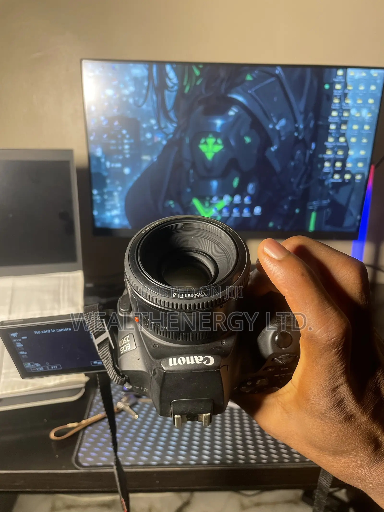 Canon 250D Camera