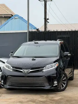 Toyota Sienna Limited Premium AWD (3.5L 6cyl 8A) 2018 Black