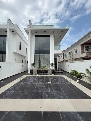 5bdrm Duplex in Ikota for sale