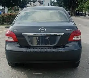 Toyota Yaris 2008 Gray