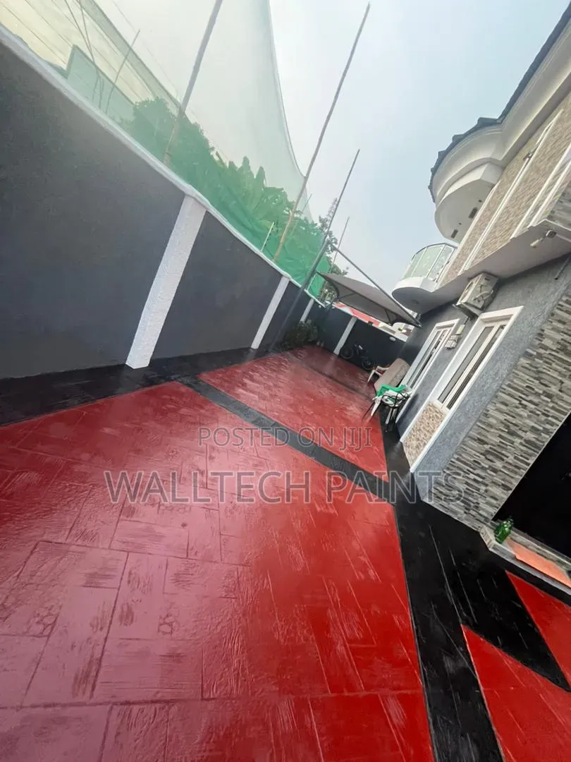 Professional Floor and Wall Painter