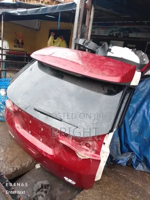 Trunk (Booth) & Glass Ford Edge 2018