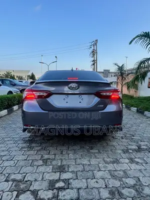 Toyota Camry XSE V6 FWD (3.5L 6cyl 8AM) 2018 Gray