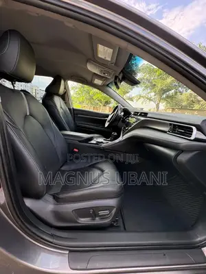 Toyota Camry XSE V6 FWD (3.5L 6cyl 8AM) 2018 Gray