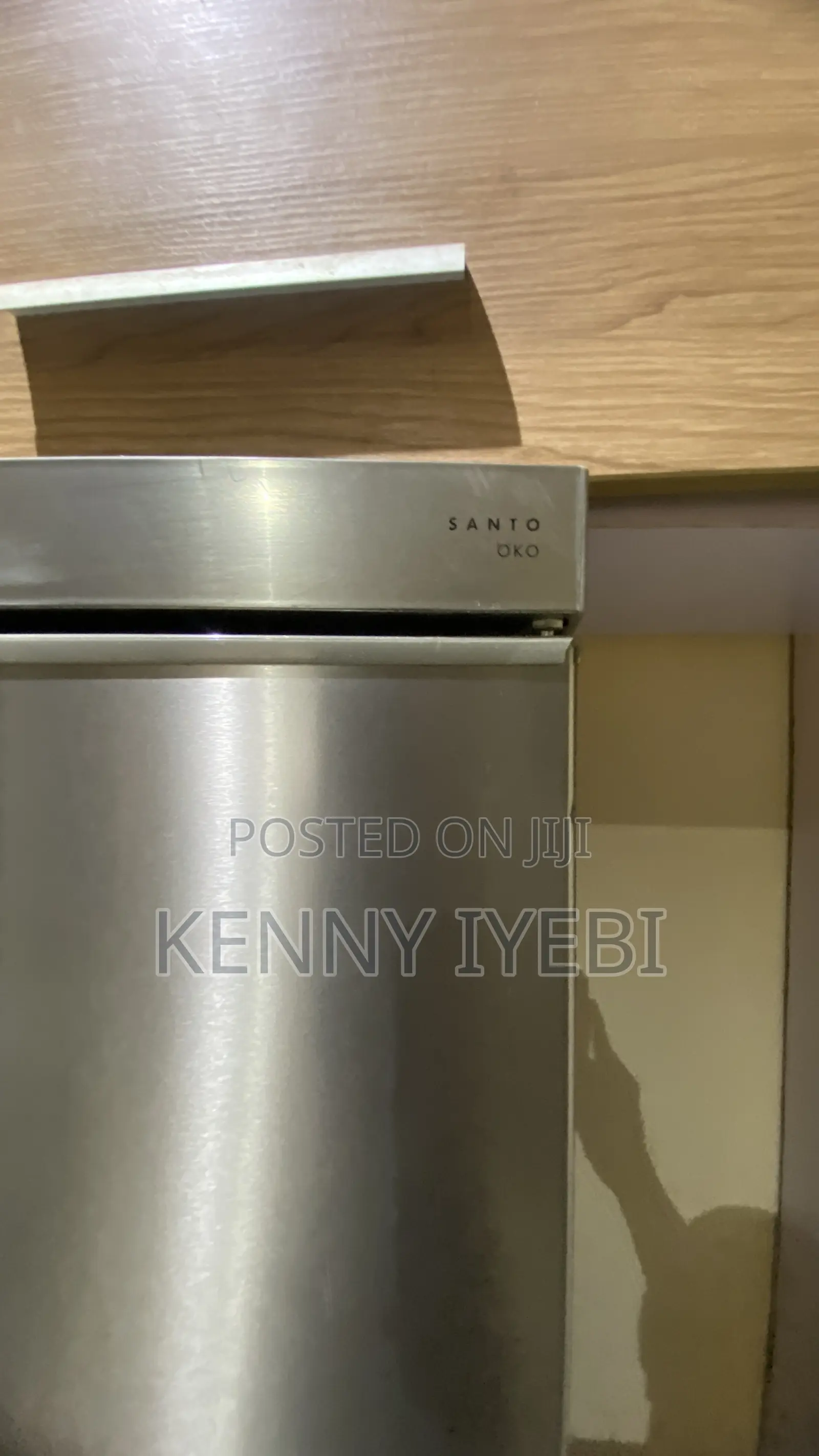 330liter AEG Double Door Fridge Up for Grabs