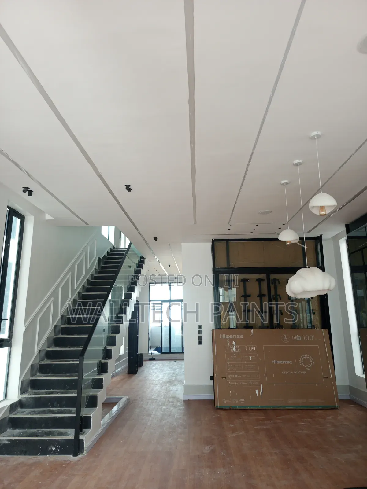 PAINTER Interior/Exterior