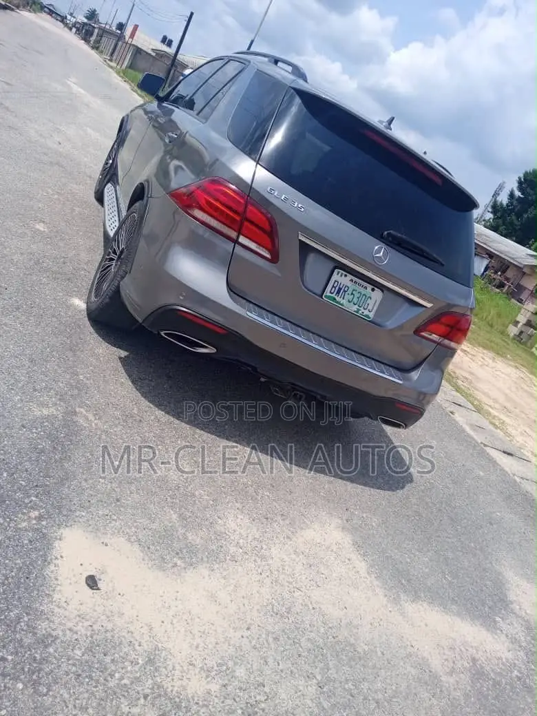 Mercedes-Benz GLE-Class 2016 Gray