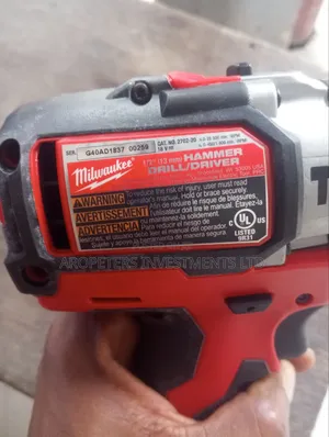 Milwaukee M18 Cordless Kit (Impact Drill + Impact Driver)