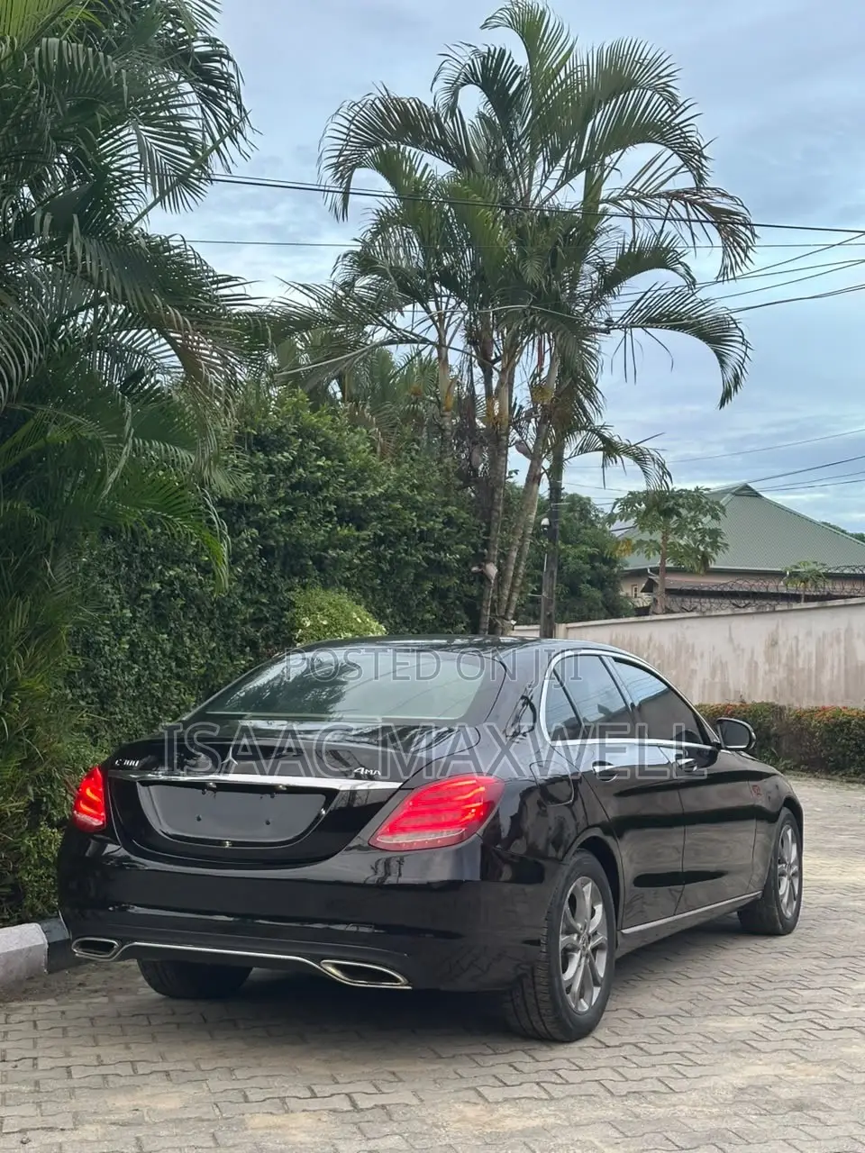 Mercedes-Benz C300 2015 Black