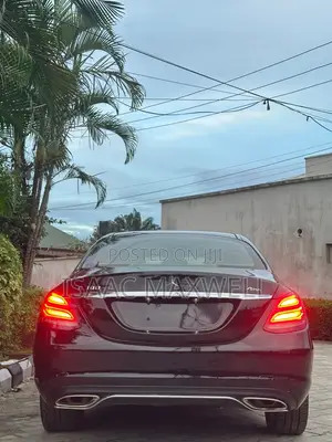 Mercedes-Benz C300 2015 Black