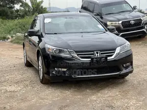 Honda Accord Touring V-6 4dr Sedan (3.5L 6cyl 6A) 2015 Black