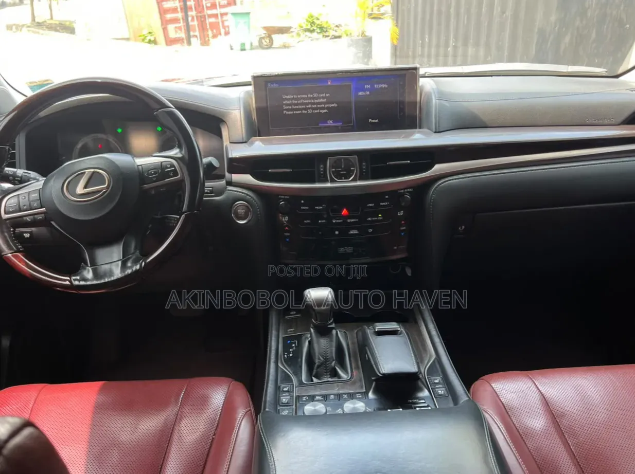 Lexus LX 2017 Black
