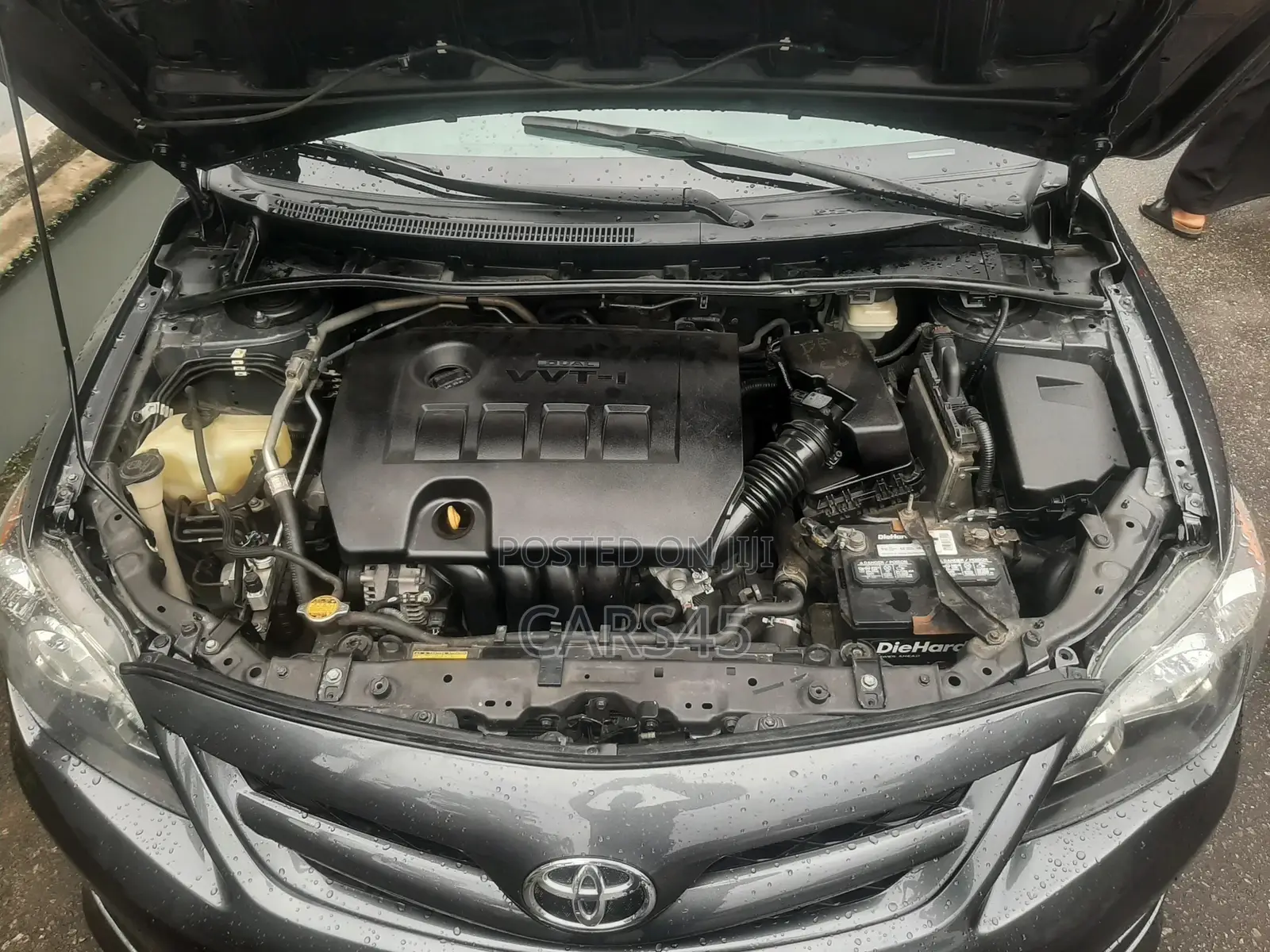 Toyota Corolla 2011 Gray