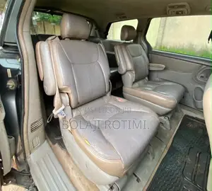 Toyota Sienna 2005 Gray