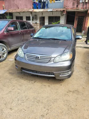 Toyota Corolla 2005 Gray