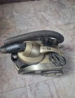 Vacuum Cleaner