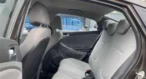 Hyundai Accent SE Sedan 2016 Brown
