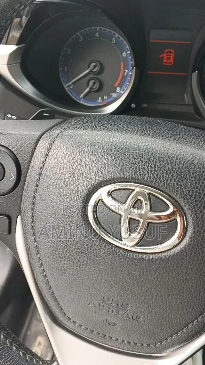 Toyota Corolla 2015 Gray