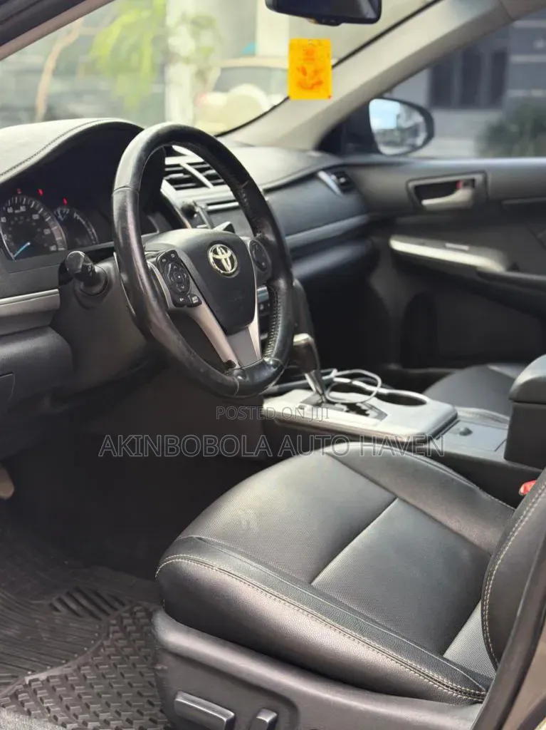 Toyota Camry 2014 Gray