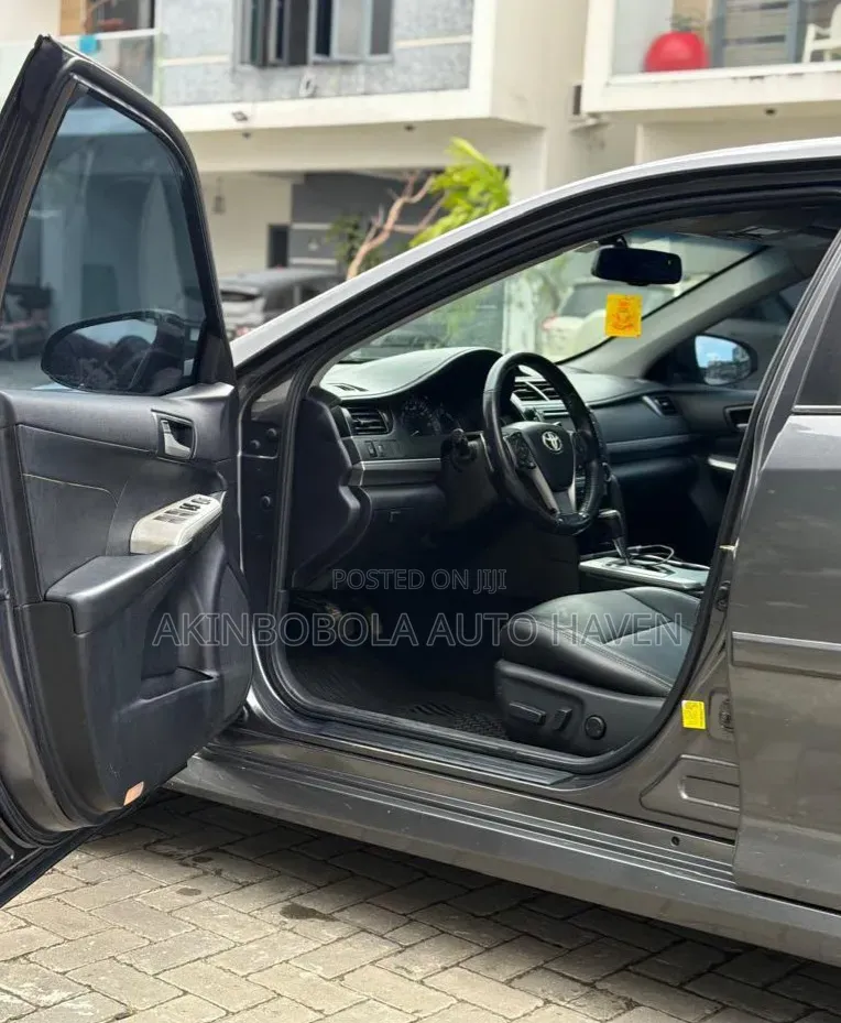 Toyota Camry 2014 Gray