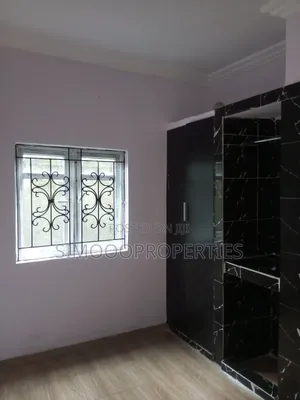 3bdrm Block of Flats in Ogunfayo, Awoyaya for rent