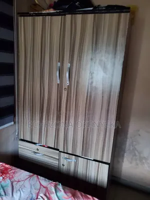 Wodrobe Wooden