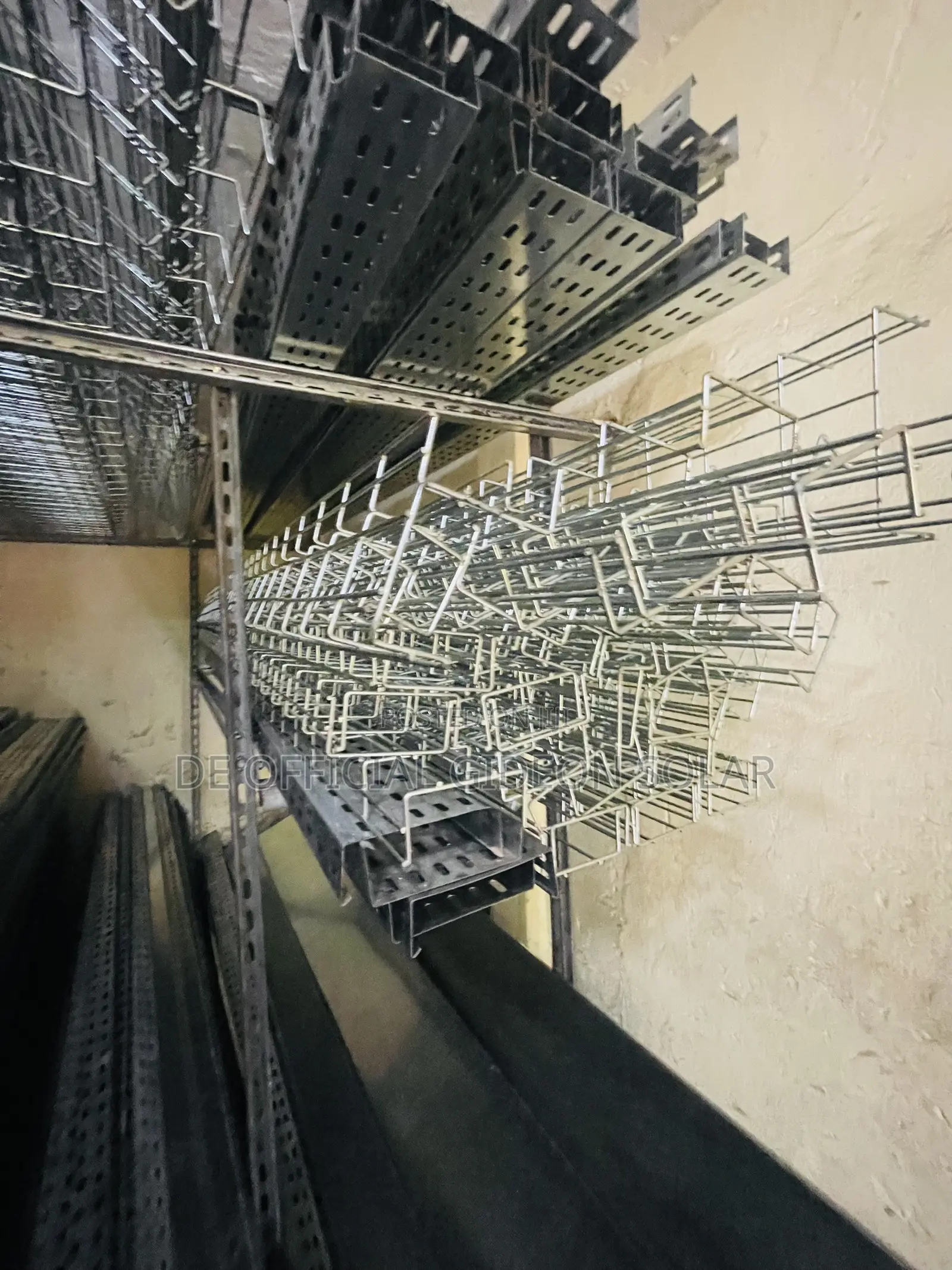 Cable Train for Solar