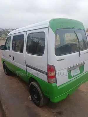Suzuki APV Minibus 2010 White