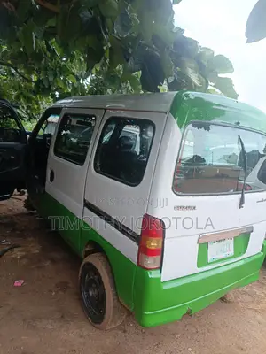 Suzuki APV Minibus 2010 White