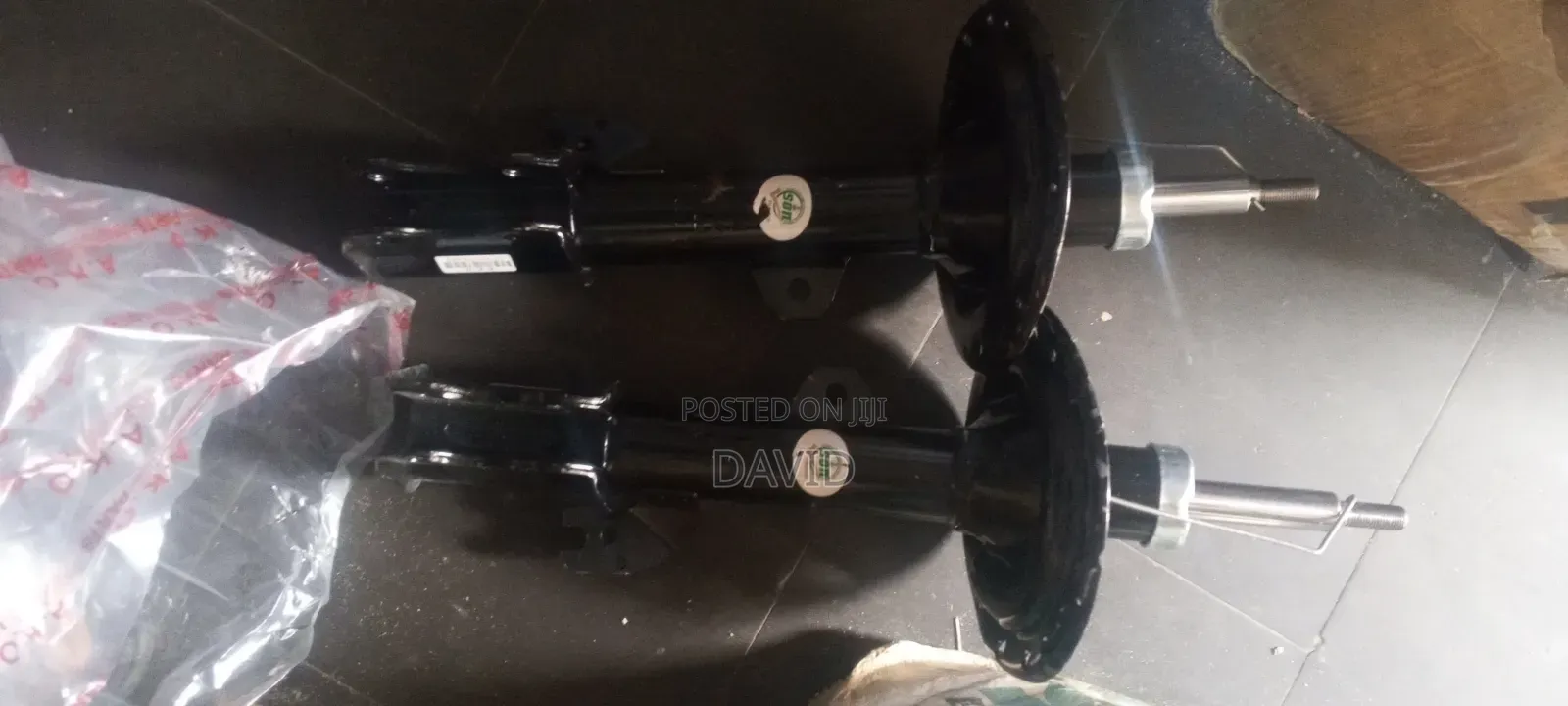 Lexus Rx350 Front Shock